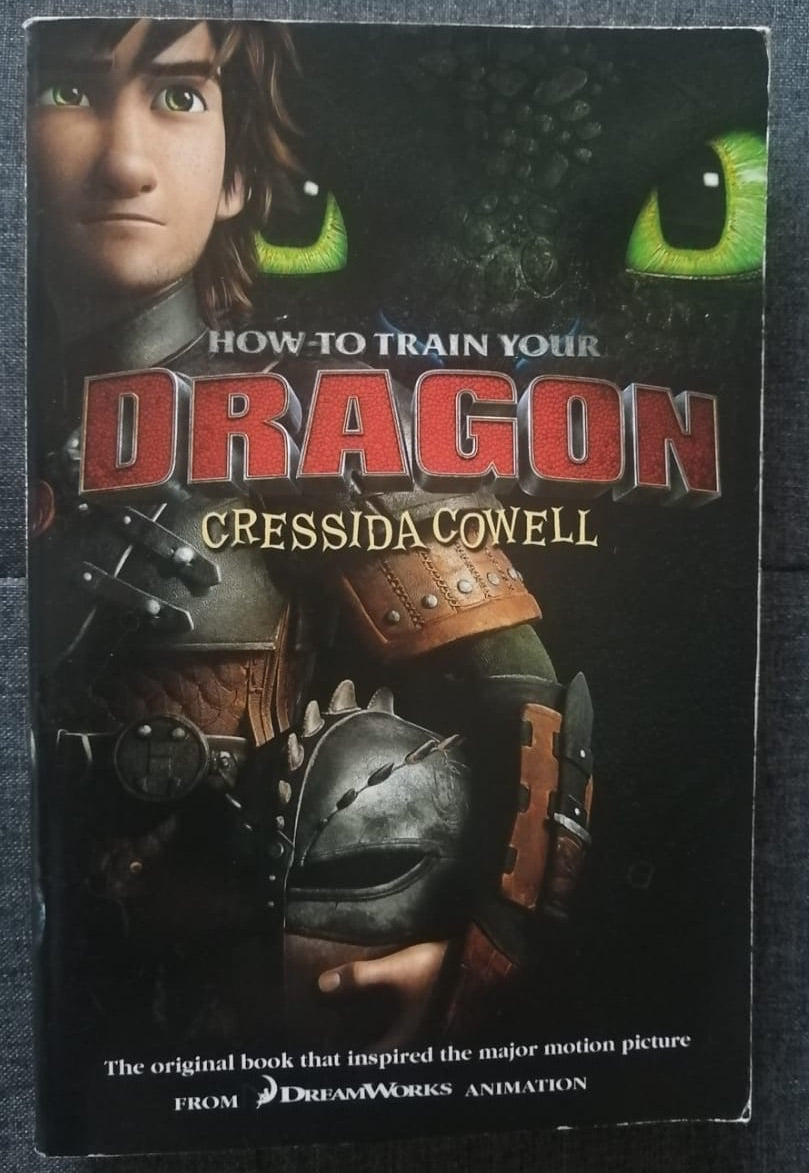 Cressida Cowell - How to train your Dragon